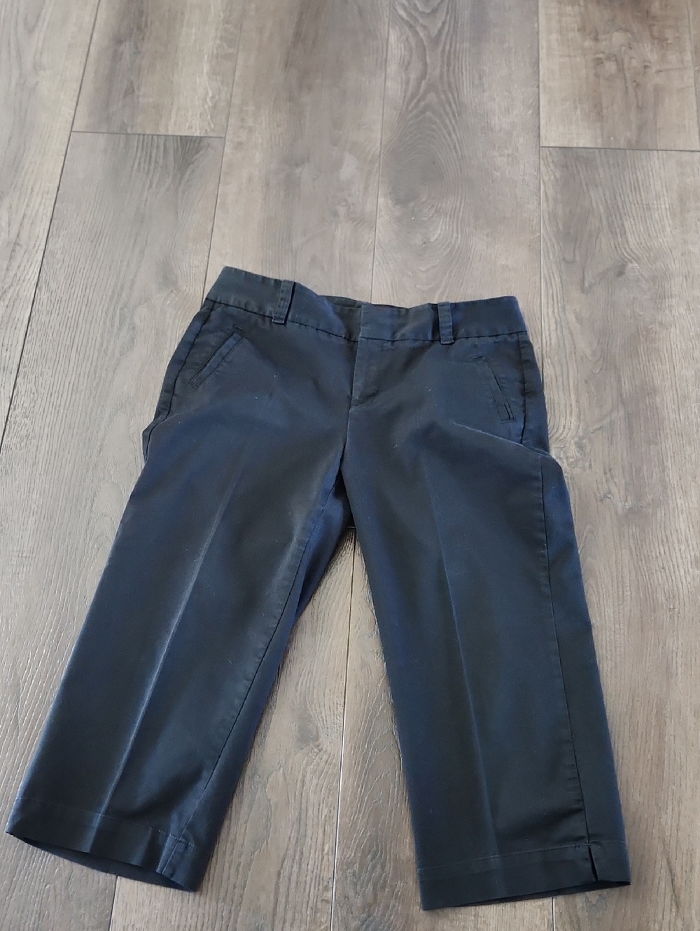 DOCKERS Capri Pants Mid Rise Womens Size 10 Black Cotton Blend Pockets Belt Loop
